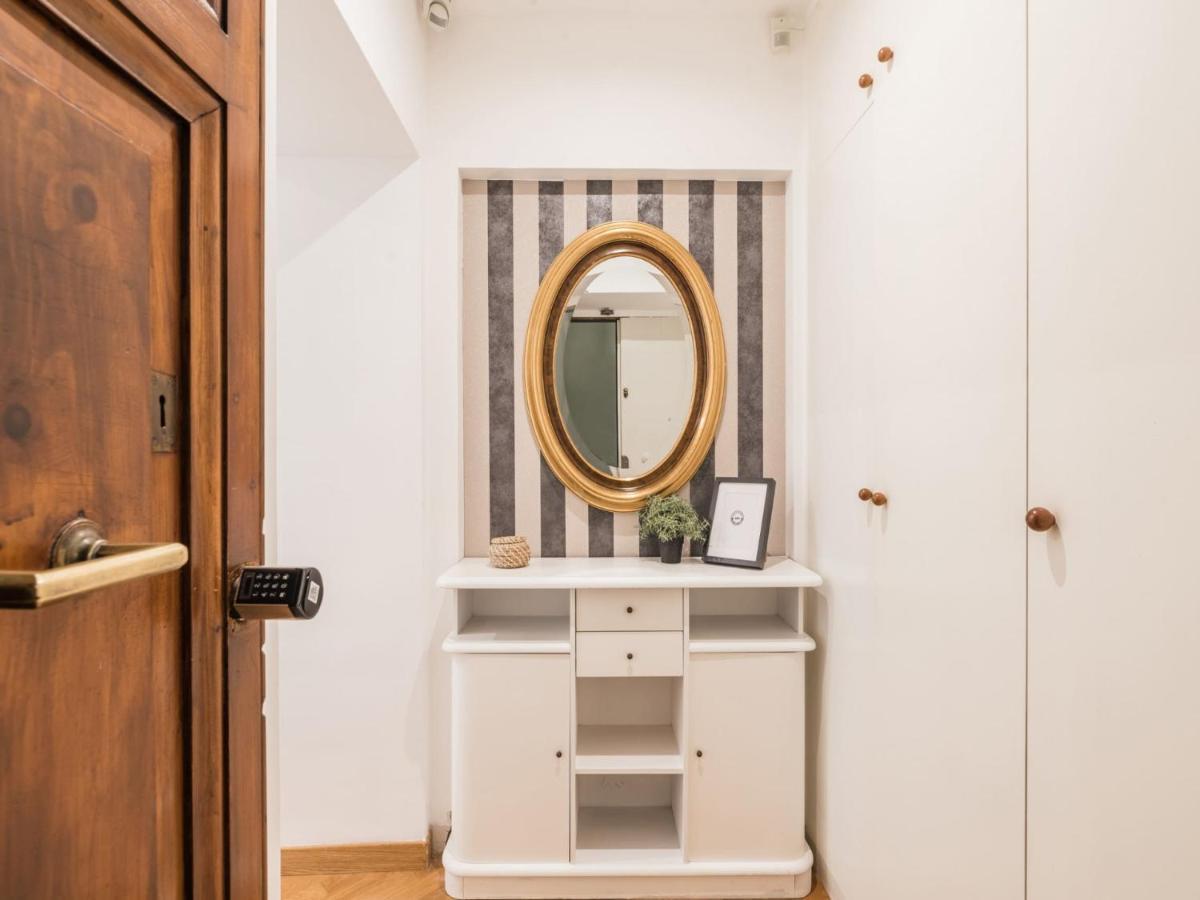 Lägenhet The Rent - Spacious Three-bedroom Near The Colosseum